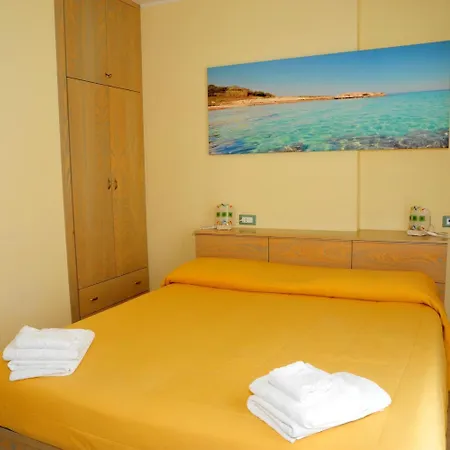 Cala Dei Normanni - Sulle Mura 4*
