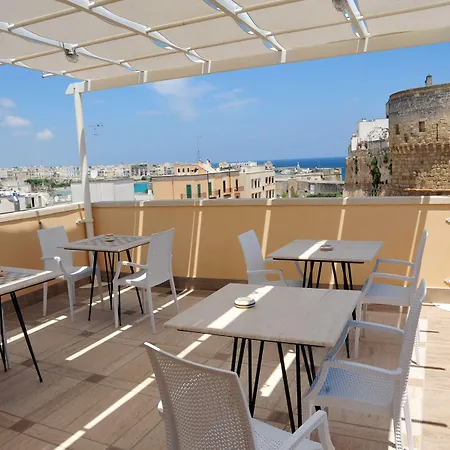 Cala Dei Normanni - Sulle Mura 4*