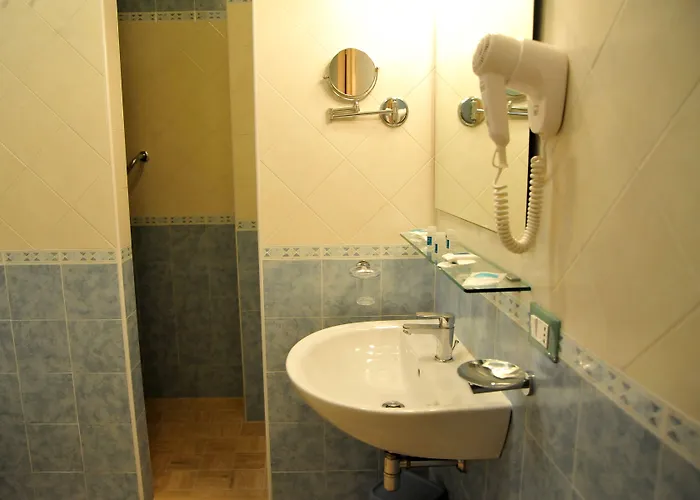 Cala Dei Normanni - Sulle Mura 4*