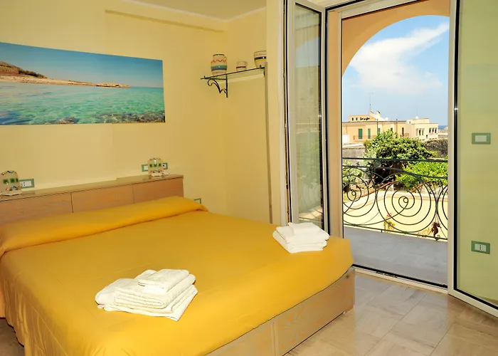 Cala Dei Normanni - Sulle Mura 4*