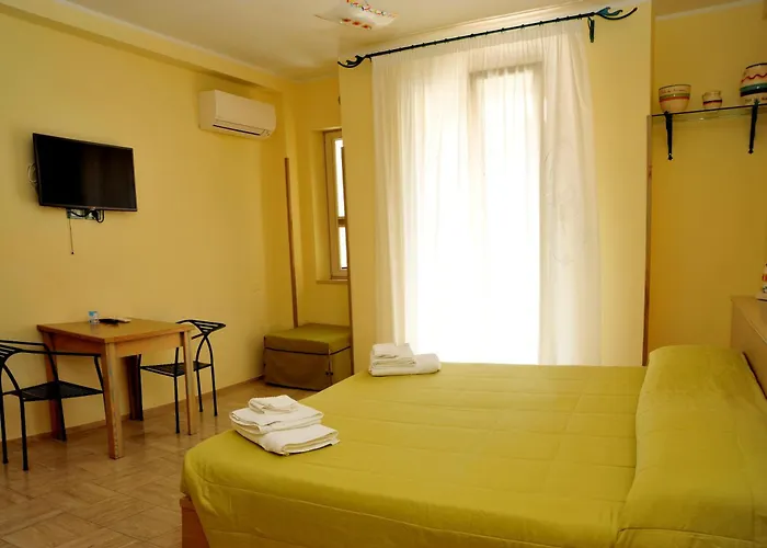 Гостьовий будинок Cala Dei Normanni - Sulle Mura 4*